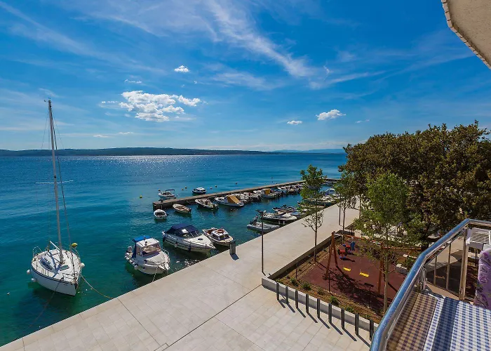 Direkt An Der Promenade Und Kostenlose Ausfluege